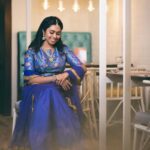 Haripriya Instagram - 💫✨Happiness is enjoying the little things in life ! ✨💫 . . . . . @fineshinejewels @iamsachinsekar @sajna_bridal_wear_designer #diwali #festival #light #aesthetics #photography