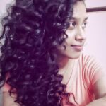 Haripriya Instagram – Curls !! Long time no see 😂 #curlyhair #temporarycurls