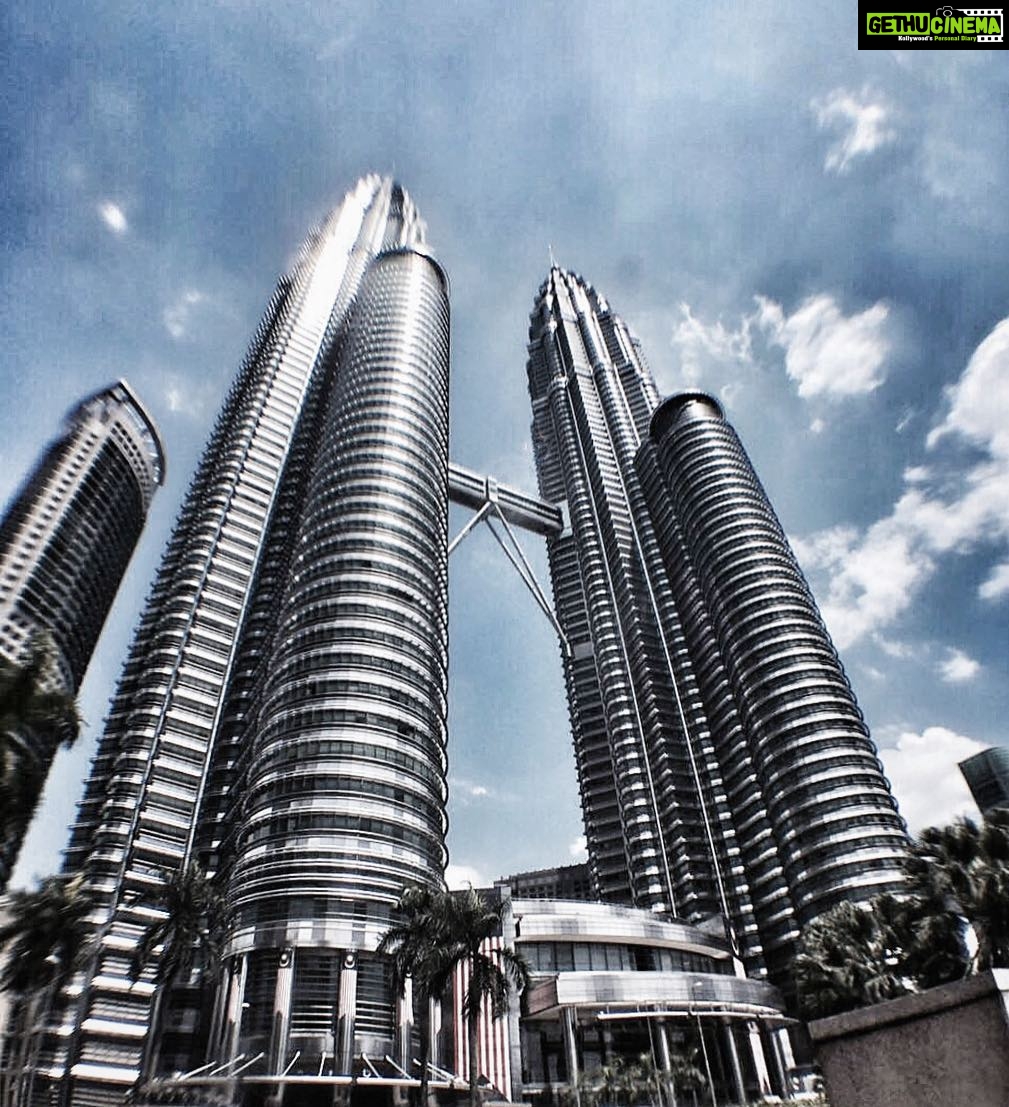 Haripriya Instagram - Twin towers ✨ #malaysia