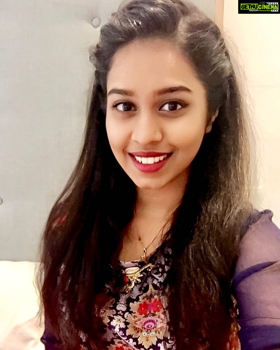 Haripriya Instagram - All set for the gig 💃🏻 #srilanka #colombo #gig #hinduladiescollege