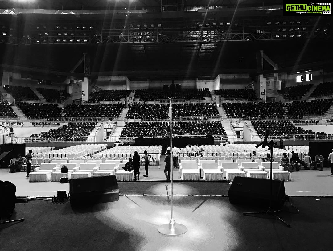 Haripriya Instagram - This is all i need 🎤🎼 #music #gig #concert #happy #performer #nehrustadium