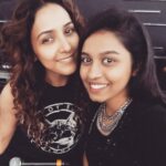 Haripriya Instagram - A lady with magical voice! @neetimohan18 didi :) sweetest person i have ever met . <3 #inspiration #singer #addictedtohersongs #luckyme!