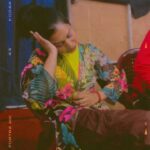 Haripriya Instagram - Thoonganum … 🛌 💤 VC- @samvishal0928 🎥 Such a relatable song anna @dsathyaprakash 👏🏼😂 Thanks to my Unpaid actors @singer_diwakar & @rahulnofficial 😂 . . #1MinMusic, #1MinMusicVideo, #Reelthemusic, #MusicVideoOnReels @silvertreeoffl