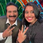 Haripriya Instagram - From the sets of @starmaa supersinger 🤍✨ @kschithra @itsme_anasuya @beinrare @vedalahemachandra @singer_mano . . . #starmaa #supersinger #haripriya #kschithra #anasuya #sudheer #hemachandra #reninareddy #mano