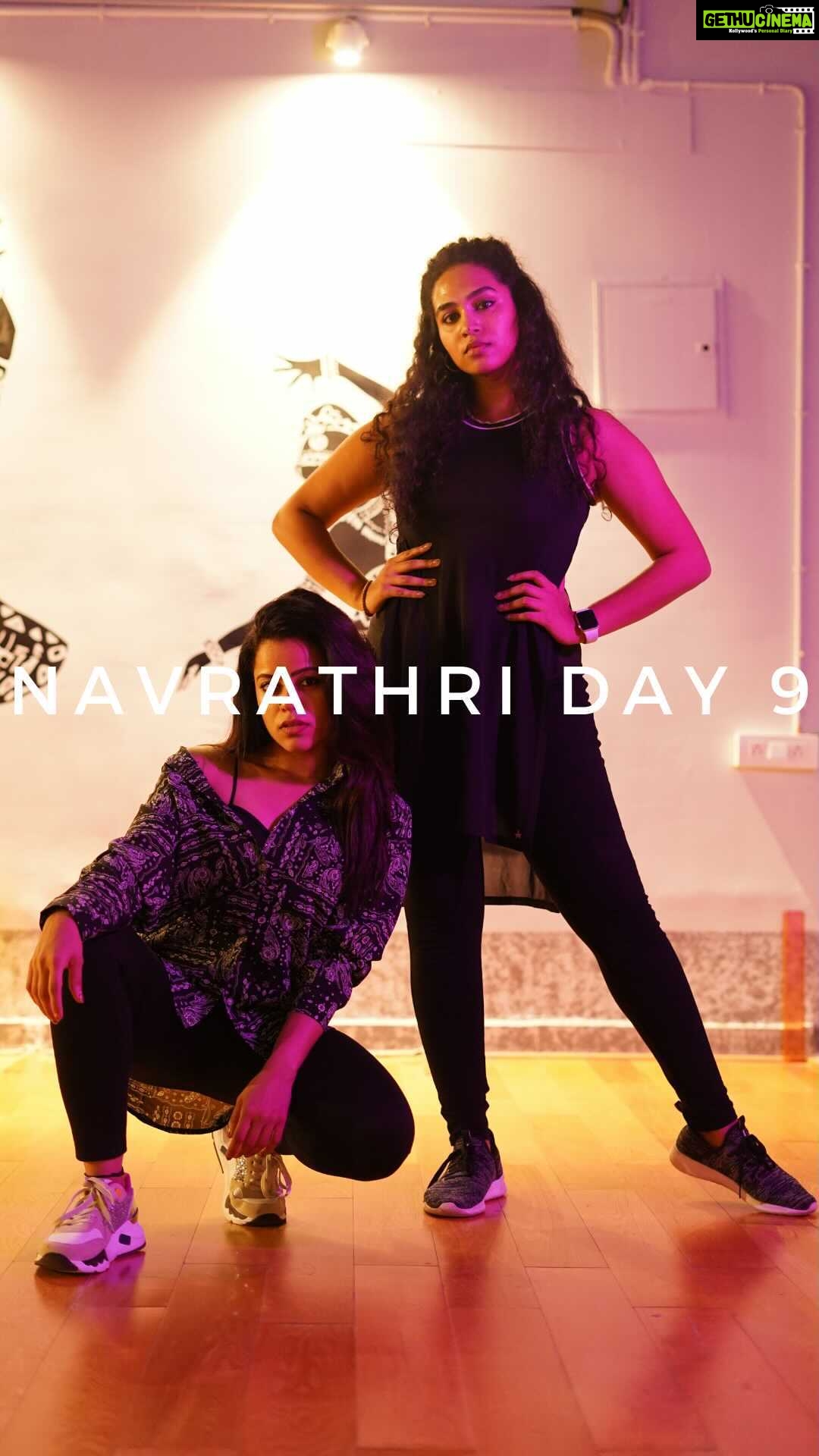 Manisha Eerabathini Instagram - ๐จwatch until the end ๐๐๐ป๐จ Navrathri Day 9 ๐ Iโve loved โVetchiโ by @thecandidcrood for a while now - in fact it was his initial idea to make it in Telugu as well. Thanks @kittuvissapragada for the Telugu lyrics! Also thank you @phalguni_bangera for going on easy on me - I could barely keep up ๐ Music & Mix: @thecandidcrood Lyrics: @kittuvissapragada Choreography: @phalguni_bangera Video: @chandu_krrish Styling: @sandhya__sabbavarapu Styling team: @mythri_g @rashmi_angara Saree: @queeens_closet Jewelry: @petalsbyswathi With that, I end this Navrathri series. It was honestly super chaotic but my goal this time was simply to work with as many young and talented people as possible as well as have only original songs. Thank you to @mythri_g @rashmi_angara and @sandhya__sabbavarapu for working so hard on the styling. Thank you @sruthiranjani @jagsonbass @mickeyy_mike @madeensk @thecandidcrood for the beautiful songs! Thank you to the lyricists @lyricist_sharanya @sriragvadlakonda Gaddam Babu garu @kittuvissapragada and the mix engineers @sabinjose_music @bharath_manchiraju ๐ต Thank you @_vinodvincent @guntiartstudio @vchitralu_entertainments @becreatives_yt @chandu_krrish for coming on short notice and helping me out with the videos! Hope you all enjoyed these! If youโre still reading this ๐๐ป๐๐ปleave a ๐ and tell me which reel you liked the most from this series!