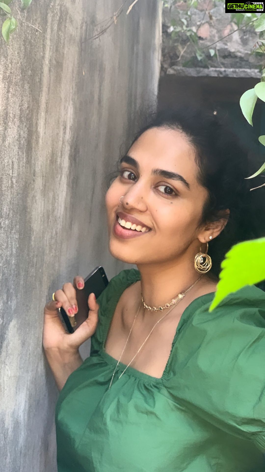 Manisha Eerabathini Instagram - New YouTube vlog out now! We went to Hanmakonda the other day & I thought I would share a few childhood memories from when we used to visit India 💜 Full video on my YouTube channel 🌸