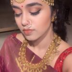 Manisha Eerabathini Instagram – #Navrathri Day 7 💚 – Hey I made it before midnight! 💪🏻 My day today 🙏🏻 #NavrathriSeries #Green #Pachandaname

Music Production by @vedalahemachandra 

Outfit by @mugdhaartstudio
Jewellery by @krishna.jewellers.jubileehills

Styling by @jyothsna1518 &
@shirisha.balram

Makeup by @maskmakeupartist
@yugan_sairaj_mask

Clicked by @surdyboypics