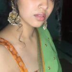 Manisha Eerabathini Instagram - #Navrathri Day 2 🧡 It’s only Day 2 & I’m running out of ideas on how to pose 🙊 How do people do this so regularly?? 😂 Tag me in your stories, people! Song out in the evening 🧡 #NavrathriSeries #Day2 Music: Mi Gente x Badtameez Dil by @tesherrrr