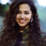 Manisha Eerabathini Instagram – Hope you all have been enjoying the 1 minute music videos on Instagram! Mine is finally here and it releasing super soon, exclusively on Instagram – stay tuned 💃🏻

#1MinMusic Meta
