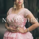 Manisha Eerabathini Instagram – Navrathri Day 9 – Amma 💖

I watched this movie, Oke Oka Jeevitham, in the theaters (and cried) and immediately fell in love with this song. I felt it was appropriate to end this Navrathri series with this and the beautiful lyrics written by the one and only Sirivennela Sastry sir 🙏🏻

A reel, a song, a color a day 🙏🏻 🎨 #NavrathriSeries2022

Shot by: @_anupphotography 
Edited by: @manisha.eerabathini 
Location: @ironhill_hyderabad 

Music Production: @secret_agent_678 
Mix: @jagsonbass @rakesh_mickey 

Styled by: @styleupwithvarsha 
Outfit: @swathiveldandi_official 
Jewelry: @petalsbyswathi 

#navrathri #navrathri2022 #bathukamma #colorsofnavrathri Ironhill Hyderabad