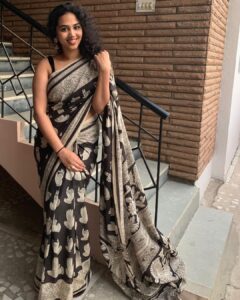 Manisha Eerabathini Instagram - 🖤