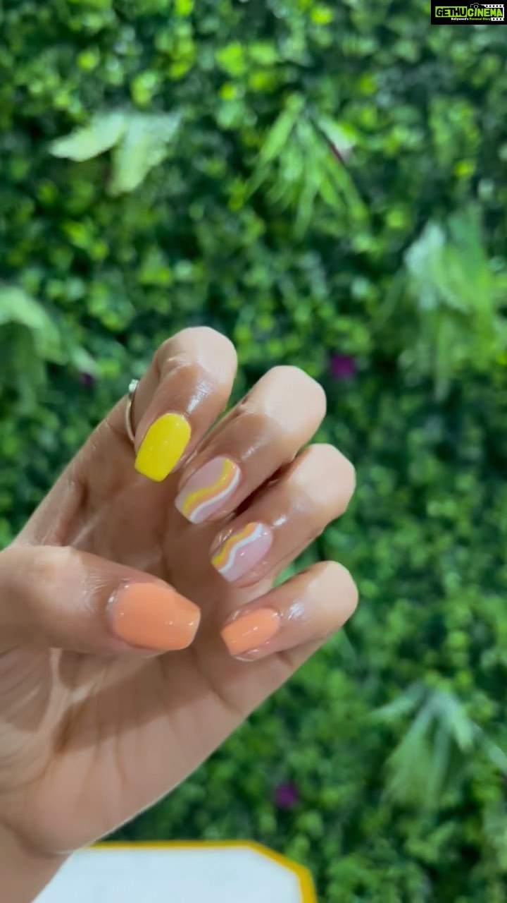 Manisha Eerabathini Instagram - ready for the summer with @nish_nailbar ππΌππ» #nails #nailart #manicure Hyderabad