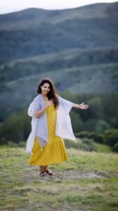 Manisha Eerabathini Instagram - Some post shoot reel fun 💃🏻#mayakirriye #reelsinstagram #reels #muirwoods #california @nightchills97 @megadeepmusic