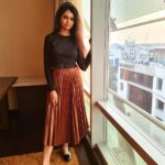 Ramya Behara Instagram – Calm in Chaos🤍
Outfit -@zara
#ramyabehara #tryingnewthings