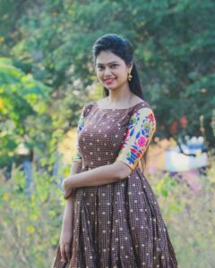 Ramya Behara Instagram - Outfits- @varahi_artstudio 💛