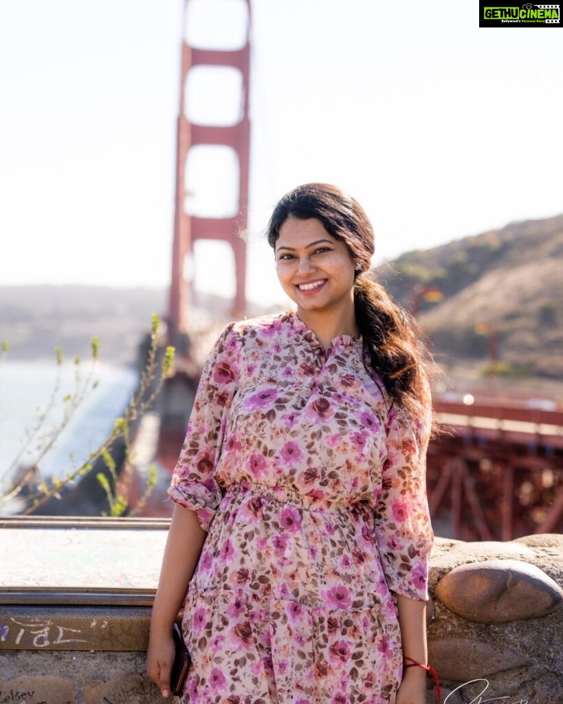 Ramya Behara Instagram - Golden hour at the Golden Gate Bridge 🌉 Captured by @storiesbyrampalli
