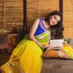 Rethika Srinivas Instagram - Happy weekend ! #rethikasrinivas #weekend #books #balcony #balcony #lazy#saree #yellow