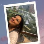 Rethika Srinivas Instagram - Travel time ! #rethikasrinivas #photo #trendingreels #travel #travelphotography #beautiful