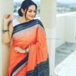 Rethika Srinivas Instagram – My love for cotton  sarees !  #Rethikasrinivas #saree #smile #positivevibes 📸 Team : @flashbaack_photo @manobharath_t @dhanush_1499 @retoucher_tamil
@praveenraj_cinematographer

Outfit 💃 : @radzstylism @radhikaradhakrishnan28

Mua💄@dharsini_makeoverartistry

Jewel : @chennai_jazz