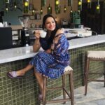 Rethika Srinivas Instagram - Another day, another cup of coffee ✨ Happy Saturday 🌻 #rethikasrinivas #saturday #weekendvibes #coffee #candid #blue #smile #love #bliss #rethika