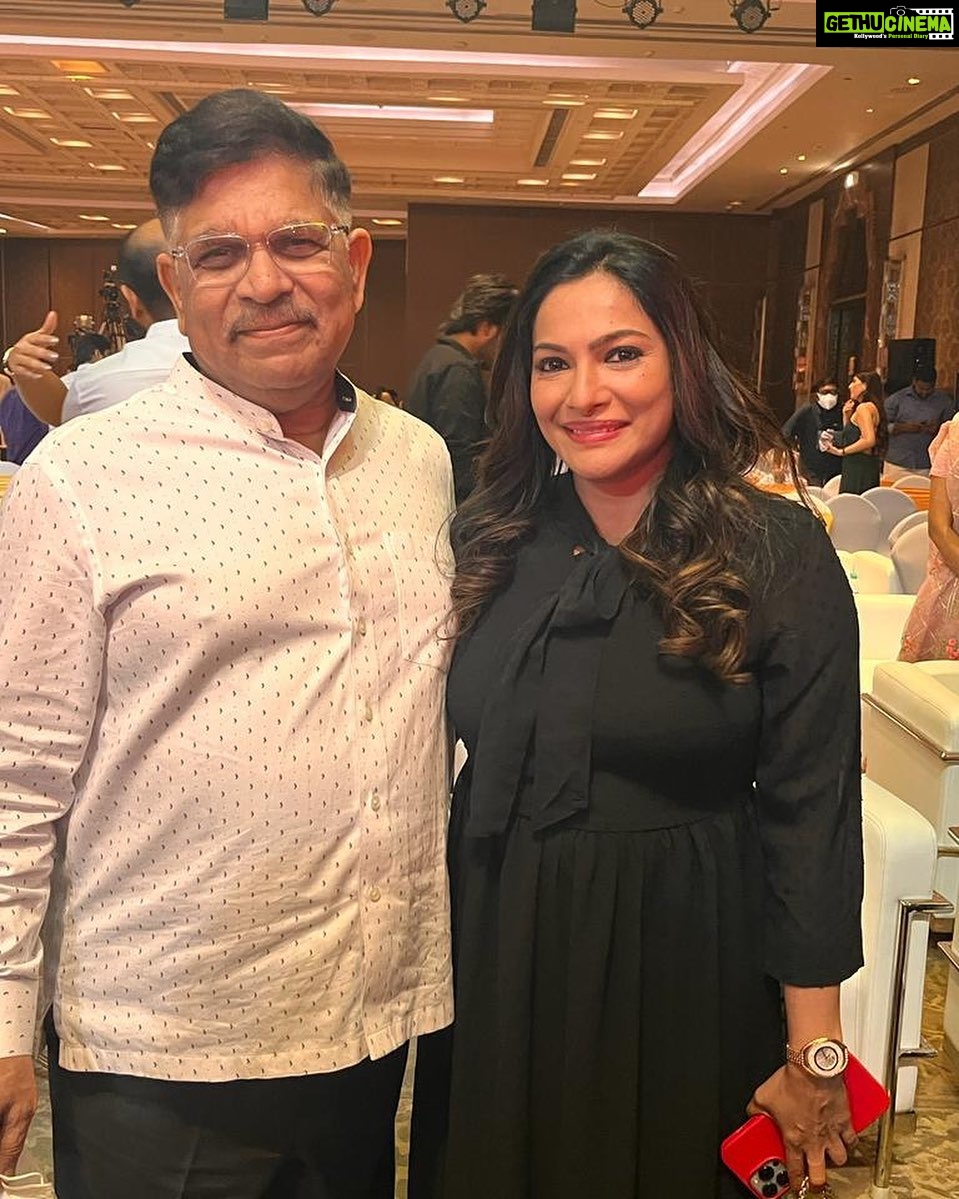 Rethika Srinivas Instagram - With the one and only #AlluAravind sir at the launch of @ahatamil Oh ho nu entertainment, aha la paarunga! 100% Tamil web series and movies @ Rs.1/day Download the app now! #ahatamil #100percenttamil #rethikasrinivas #ahalaunch #irai #cinema #actress #launchevent #100%tamilcontent #exclusive #rethika