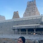 Rethika Srinivas Instagram - I love temples!! #rethikasrinivas #rethikasrinivas #temple #pond #positivevibes #beauty #nature #travel