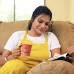 Rethika Srinivas Instagram - Just casually smiling away my #sunday 😉🌻✨ #recentphotoshoot Photo @varuun.jpg Makeup @makeupbysaineethz Hair @makeupwithlekha ——— #rethika #newphotoshoot #trending #smile #nofilter #rethikasrinivas #rethikasjustmyway #instafamily #expression #positivevibes #chennai #moodygrams #justanotherdayinwa #skincare #messyhair #attitude #positivity #skin #exclusive #timeless #instagood #instafamous #actress #staysafe #staypositive #selflove #casual #yellow