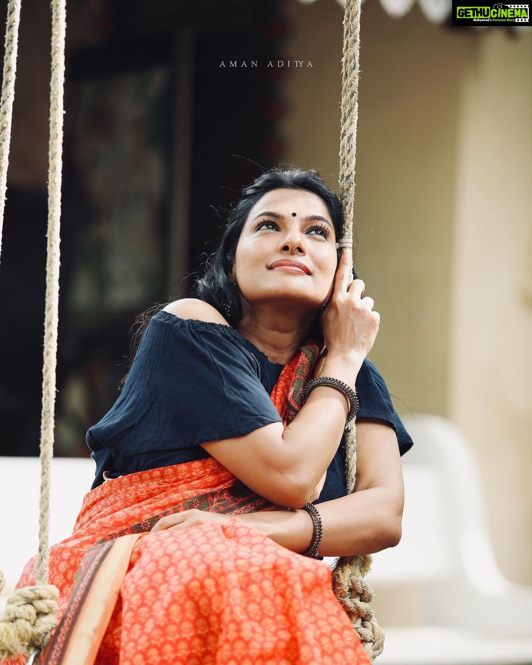 Rethika Srinivas Instagram - Swing through life as fearlessly as you did when you were a kid π»β¨ #recentphotoshoot Photo by @iamanaditya MUA @mayura_makeup_studio Beautiful Location @indeco_swamimalai Location contact 094444 10395 #indecoswamimalai #newphotoshoot #trending #swing #blue #rethikasrinivas #rethikasjustmyway #instafamily #expression #positivevibes #chennai #moodygrams #justanotherdayinwa #skincare #orange #attitude #positivity #rethikasjustmywayfam #exclusive #timeless #instagood #instafamous #swamimalai #actress #staysafe #staypositive