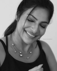 Rethika Srinivas Instagram - Although humans see reality in colour, for me, black and white has always been connected to the image's deeper truth, to its most hidden meaning 🤍✨

#recentphotoshoot 

Photo @varuun.jpg 
Makeup @makeupbysaineethz 
Hair @makeupwithlekha 

———
#rethika #newphotoshoot #trending #smile #nofilter #rethikasrinivas #rethikasjustmyway #instafamily #expression #positivevibes #chennai #moodygrams #justanotherdayinwa #skincare #messyhair #attitude #positivity #skin #exclusive #timeless #instagood #instafamous #smokeyeyes #actress #staysafe #staypositive #selflove #closeup #black