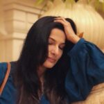 Rethika Srinivas Instagram - Hello there! We’re finally heading to the weekend 👻 Have a good day today 🌻✨ #happyfriday #hardwork #rethikasrinivas #fridayvibes #staypositive #spreadlove #randomclick #casual #smile