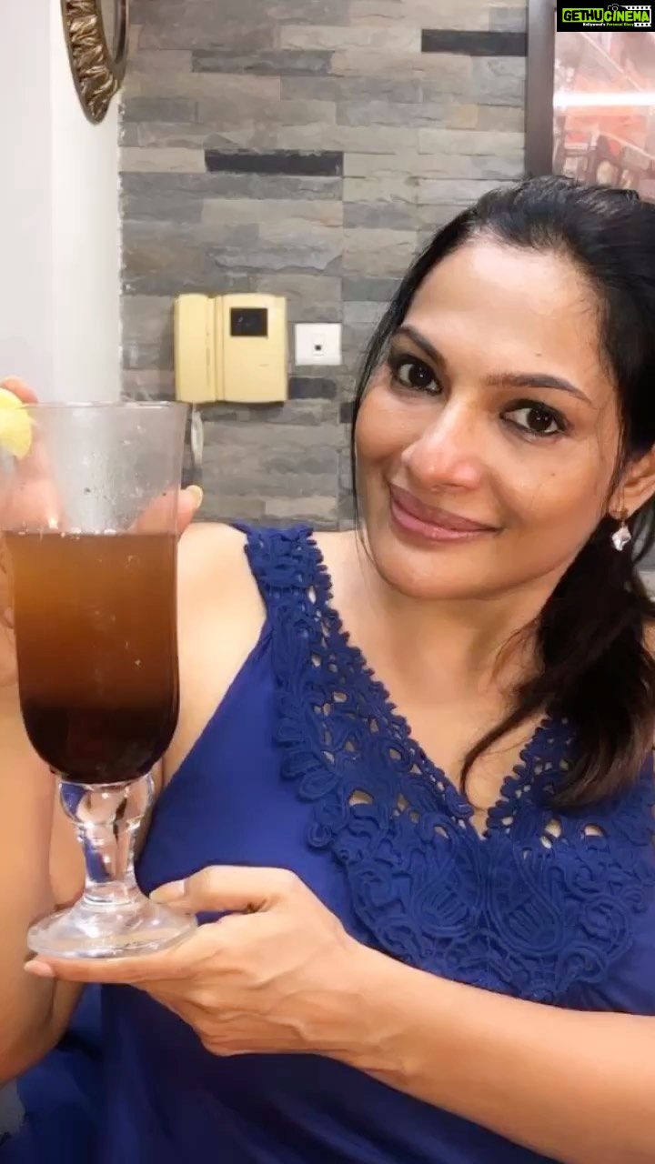 Rethika Srinivas - 6K Likes - I happened to discover this simple yet miraculous drink for weight loss. To know how I used this drink to lose up to 10kgs, visit the link in bio✨
#rethikasjustmyway #weightloss #transformationtuesday #beautysecret #fattofit #challenge #healthylifestyle #magicaldrink #reels #rethikasrinivas