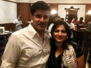 Rethika Srinivas Instagram - 10 years since I acted in Deiva thirumagal. The memories are  still fresh in my mind. Yes my scenes got edited and role was crisp but it was an honour to share screen space  with veterans like @the_real_chiyaan sir and @kameelanasser sir.. DOP #niravshah was a treat to work with. Remembering the lovely times spent with the beautiful and talented @anushkashettyofficial .
Have to mention the musical treat by the extremely talented @gvprakash . Thank you Director @alvijay_official for giving me these unforgettable moments.
This movie is very close to my heart because it was released on my sons birthday✨

#herestojuly15 🥂
#10yearsofdeivathirumagal #chiyanvikram #anushkashetty #gvprakash #alvijay #amyjackson #rethikasrinivas #memories #team #worklife #success #throwbackthursday #specialday