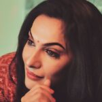 Rethika Srinivas Instagram - “Nothing can dim the light that shines from within”. Time’s tough but never give up. #stayhomestaysafe you all ✨ #recentphotoshoot Photo @sheimour69 @sheimourcapture @sheimour Edit @rasvik_m Hair and Make up @makemeupbyjanani ________________________________ #eyes #newphotoshoot #trending #closeup #brown #rethikasrinivas #rethikasjustmyway #instafamily #expression #positivevibes #chennai #moodygrams #justanotherdayinwa #skincare #red #attitude #positivity #rethikasjustmywayfam #exclusive #timeless #instagood #instafamous #lockdown #actress #staysafe #staypositive