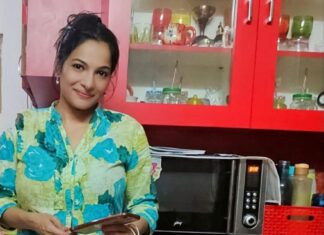Rethika Srinivas Instagram - A casual look while shooting for my Rethikas just my way !!
