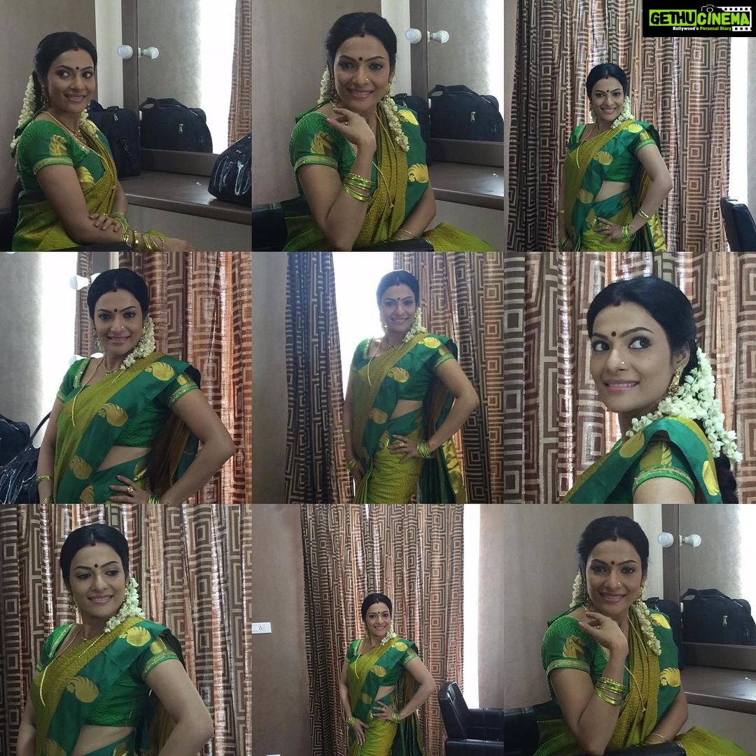 Rethika Srinivas Instagram - Throw back memories .. Ad shoot for gopuram kumkum https://youtu.be/8WR70t-4m4w
