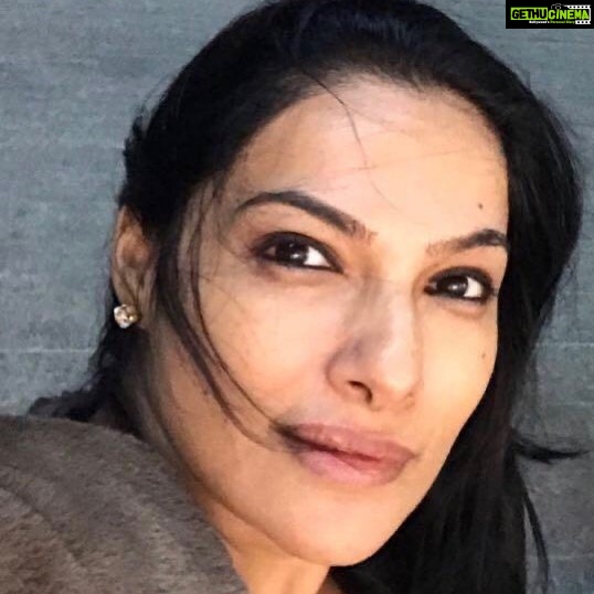 Rethika Srinivas Instagram - Have a great Sunday!!