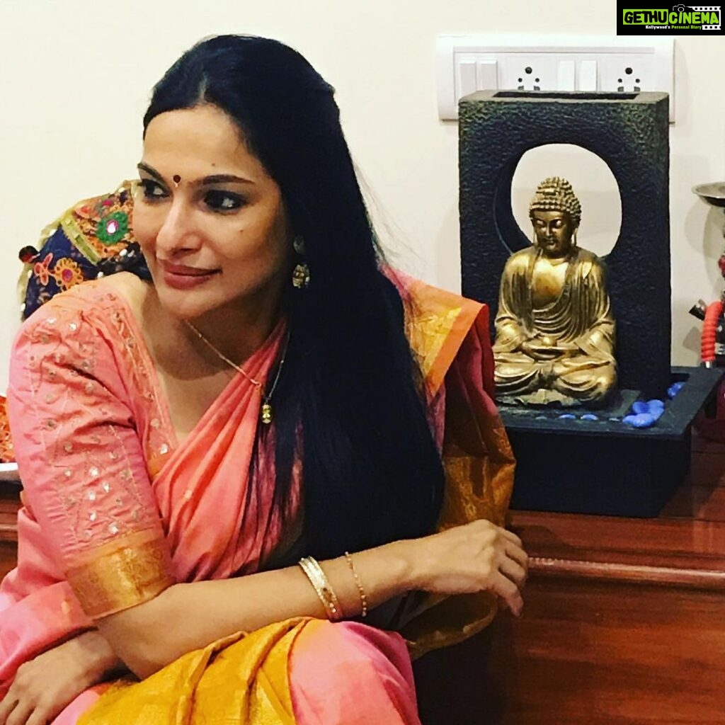 Rethika Srinivas Instagram - Happy varalashmi vritham.. God bless all with lots of prosperity peace happiness and success!