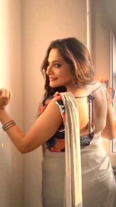 Rethika Srinivas Instagram - @actressrethika In our curated Multi colour sequence blouse with pleated flowy sleeve which can be matched with any saree and can also be used as crop top❣️ This blouse can be customised to any size🫶🏻 DM to order Saree and blouse @radzstylism Video @flashbaack_photo #radz #radzstylism #saree #blousedesigns #sequenze #sequencesaree #simplesaree #sequenceblouse #designerwear #designed #styled #readytowear #customisedblouse #custommade #style #getstyled #sareelover #sareefashion #rethikasrinivas #instafashion #instagood #instamood