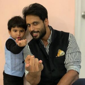 Aadarsh Balakrishna Instagram - Pining for my apple ❤
@nirvaanaadarsh wearing @minilabel19
#nirvaanaadarshkrishna #mancub #sondaysunday #sonshine