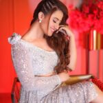 Aalisha Panwar Instagram - Sparkle on darling .. .✨🪩 . . . . Wearing- @the_adhya_designer Hair- @chhayanohar Clicked by- @sk_.click Location- @recreate.spaces
