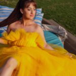 Aalisha Panwar Instagram - Yellow fever.. .💛 . . Wearing- @pankh_studio Styling- @nehaadhvikmahajan Hair - @chhayanohar Clicked by- @ashish_sawant__