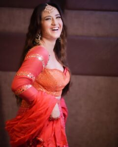 Aalisha Panwar Instagram - Happy Diwali..🪔🙏❤️ 
.
.
.
.
Wearing- @neerusindia 
Jewellery- @adan_creation_ 
Styled- @nehaadhvikmahajan