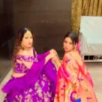 Aalisha Panwar Instagram - What We Do At Weddings 😂🤣🙈 @aalishapanwar157 . . . #reels #reelitfeelit #reelkarofeelkaro #reelsofinstagram #reelingitindia