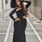 Aalisha Panwar Instagram - Any suitable caption .. .?? 🧐🤨🤷‍♀️🖤 . . . . . . . Outfit : @laxmikrishnalabel Styling : @therealmadrasi Executed : @publiquedom @ritu_m09