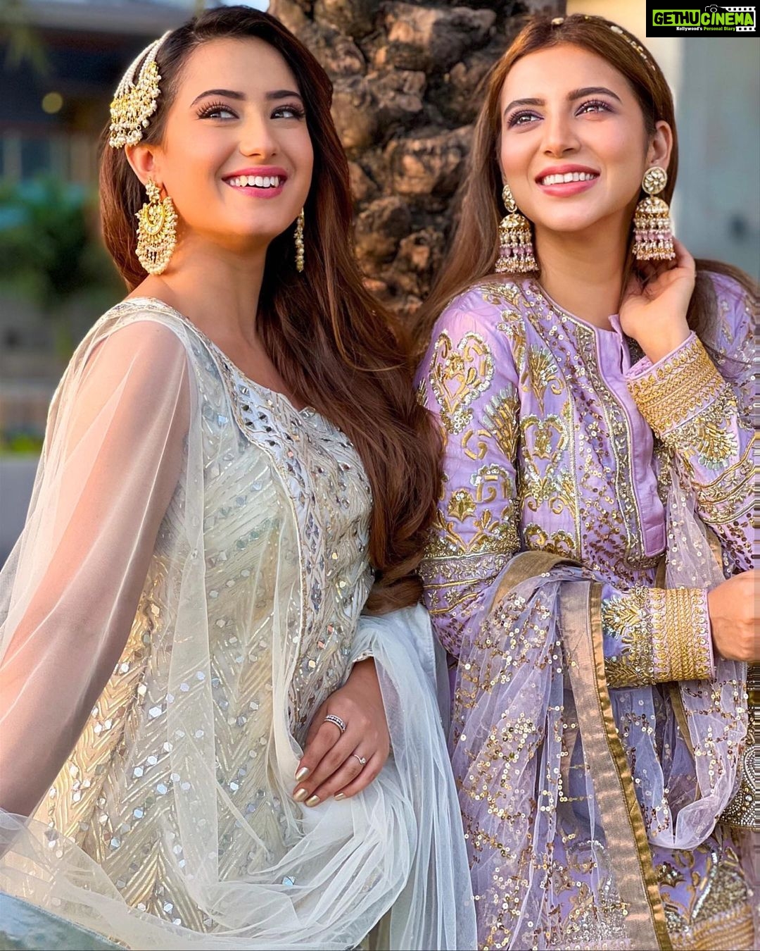 Aalisha Panwar Instagram - All About Sunday 💜