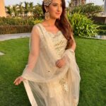 Aalisha Panwar Instagram - Iftar Party at Baba Siddique 2022.. 🤍 . . . Wearing- @neerusindia Styled- @nehaadhvikmahajan Jewellery- @the_jewel_gallery