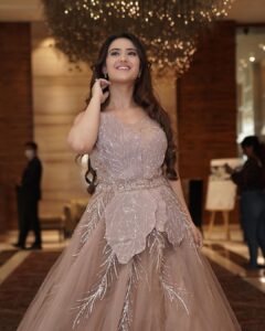 Aalisha Panwar Instagram - ✨🪄🧚‍♀️ .., .. . .. 

.

.

.

Styling- @nehaadhvikmahajan 
Wearing- @rajgharana.rg
📸- @sahilkeshva