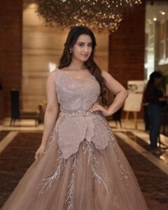 Aalisha Panwar Instagram - ✨🪄🧚‍♀️ .., .. . .. 

.

.

.

Styling- @nehaadhvikmahajan 
Wearing- @rajgharana.rg
📸- @sahilkeshva