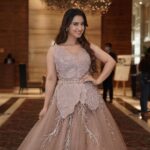Aalisha Panwar Instagram - ✨🪄🧚‍♀️ .., .. . .. . . . Styling- @nehaadhvikmahajan Wearing- @rajgharana.rg 📸- @sahilkeshva
