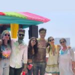 Aalisha Panwar Instagram - Happy Holi….. ..🎨🌈💗👀🙆‍♀️ . . . #holi2022 #holicelebration #friends #festivevibes #colours
